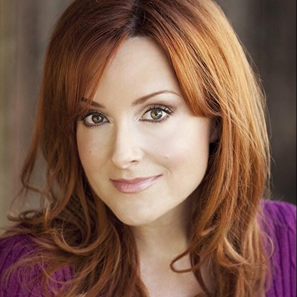 Laura Dickinson Profile Picture Photo of Laura Dickinson