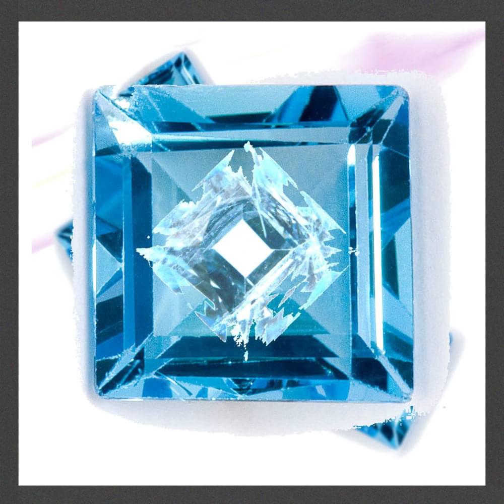 Album cover art for "Diamond Stroll" by Ramzoid