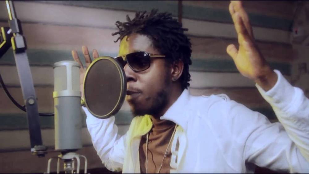 Album cover art for "Warrior" by Chronixx