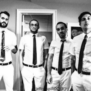 Photo of Frnkiero andthe cellabration