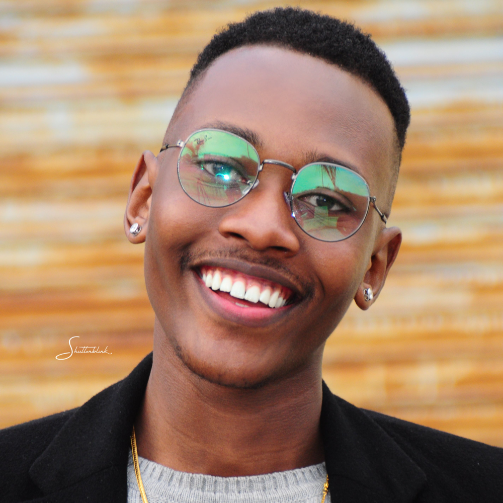 E_fflux profile picture - official artist image