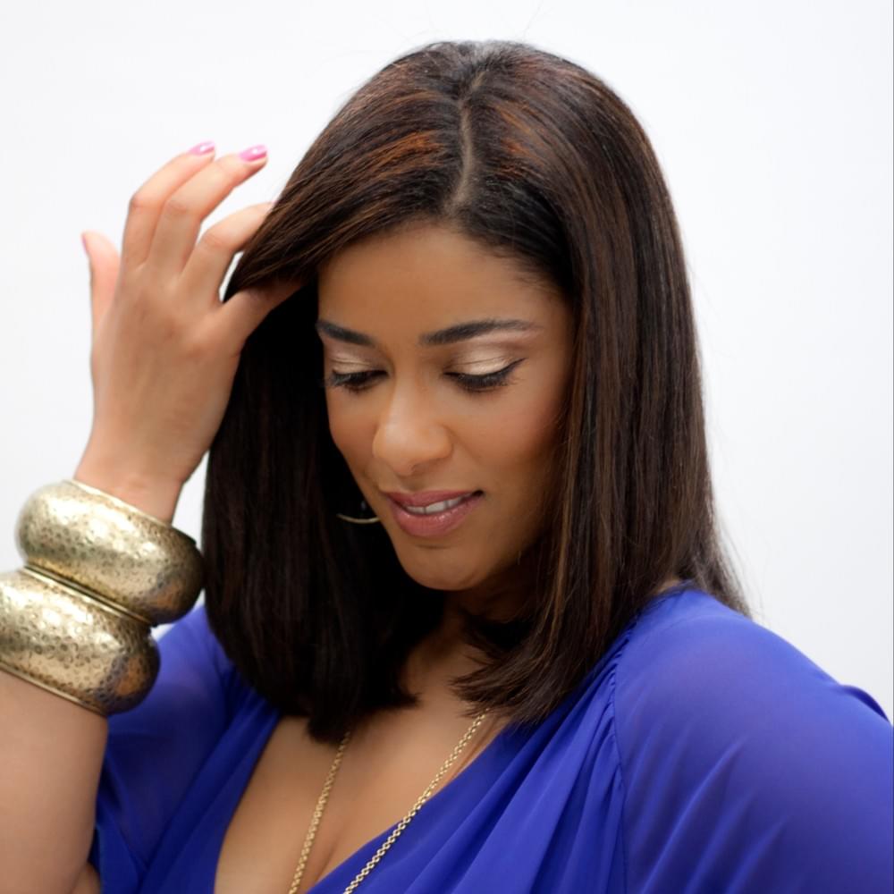 Cover image for Rhian Benson
