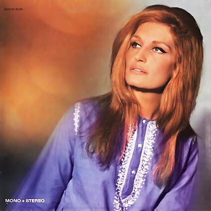 Album cover art for "Manuella" by Dalida