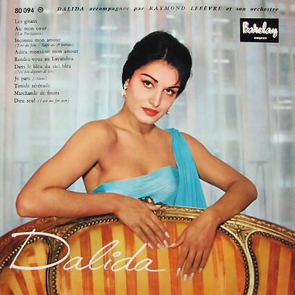 Album cover art for "Rendez-vous au Lavandou" by Dalida