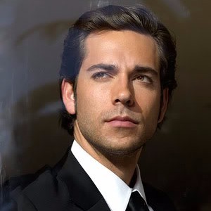 Photo of Zachary Levi