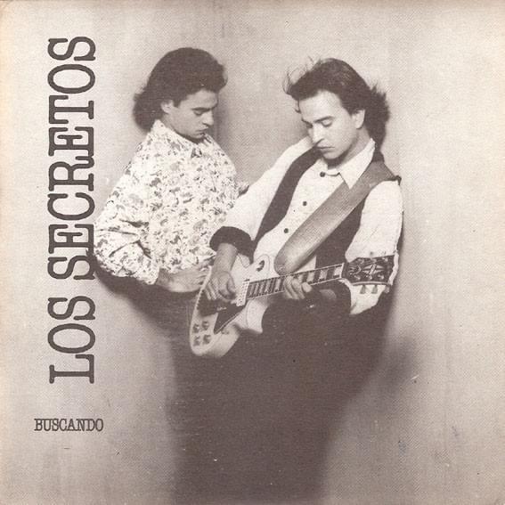 Album cover art for "Buscando" by Los Secretos