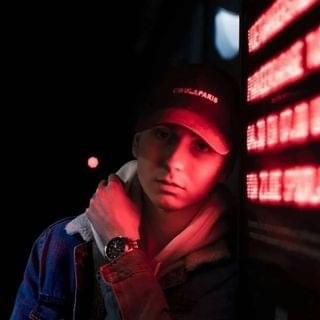 Photo of Robin Hustin