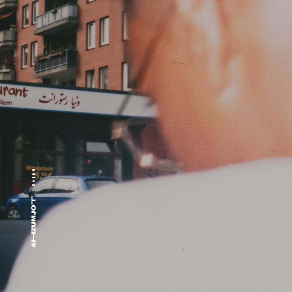 Album cover art for "Geier" by Ahzumjot