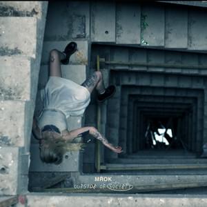 Album cover art for "Mrok" by Kartky