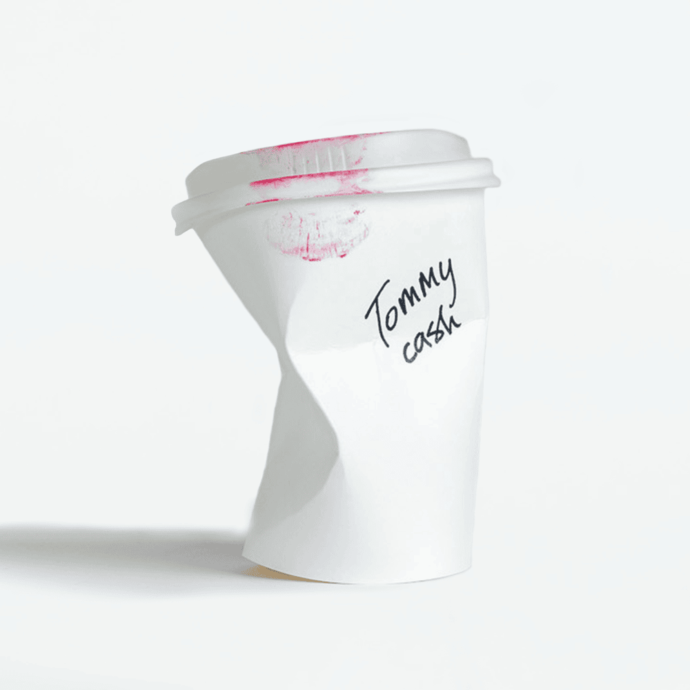 Album cover art for "Tommy Cash - Espresso Macchiato (Traduction française)" by Genius traductions françaises