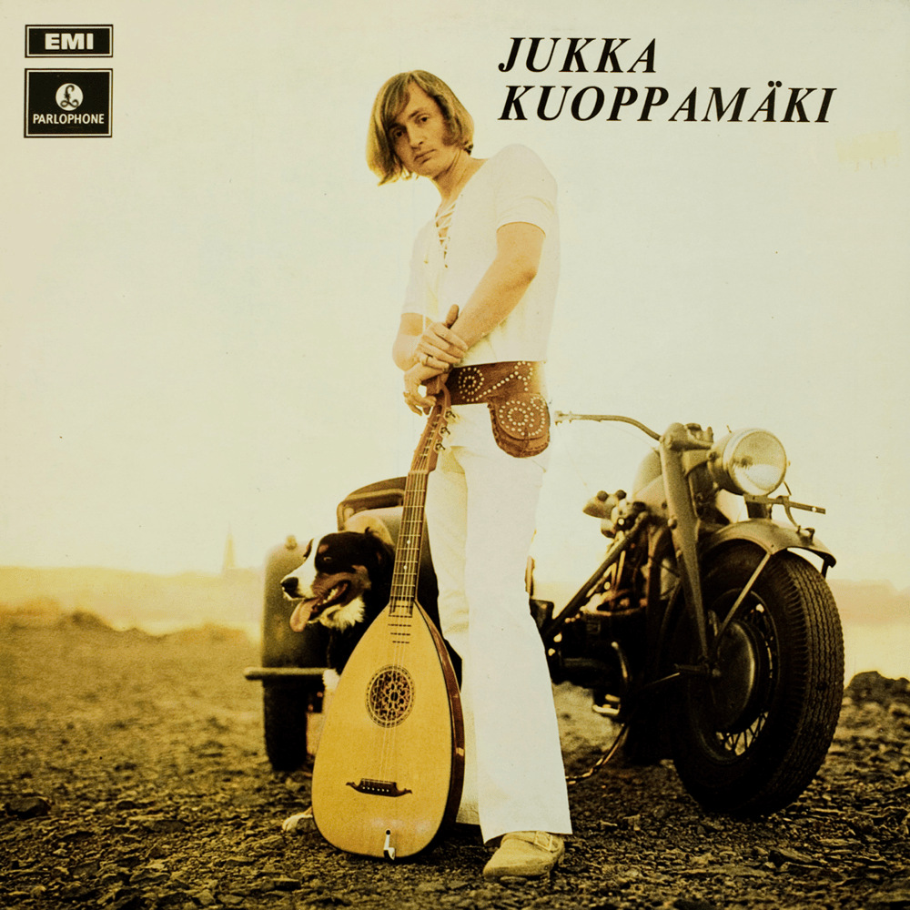 Pieni mies by Jukka Kuoppamäki