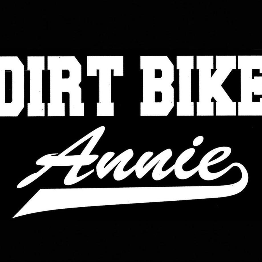 Cover image for Dirt Bike Annie