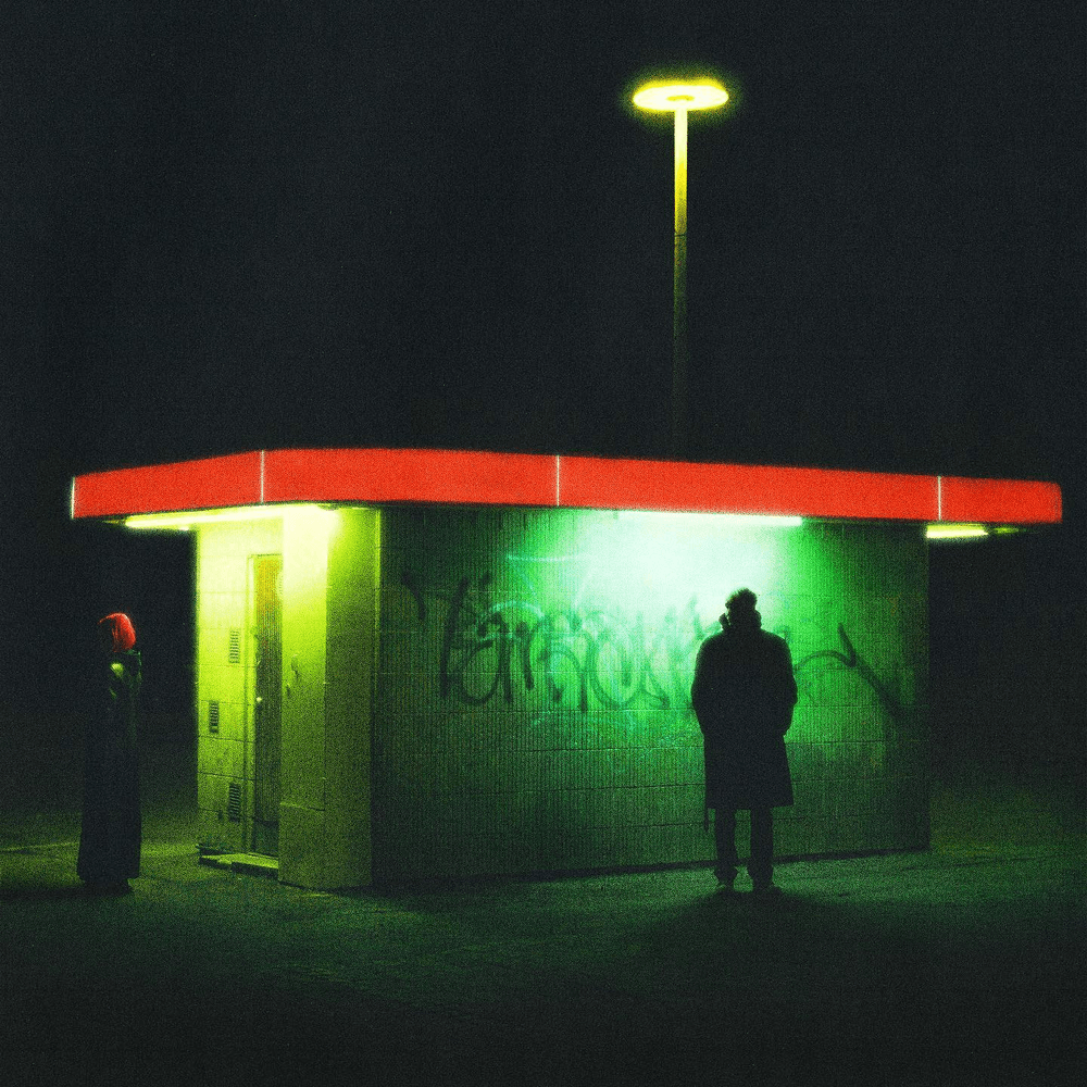 Album cover art for "Riidellään" by Isac Elliot