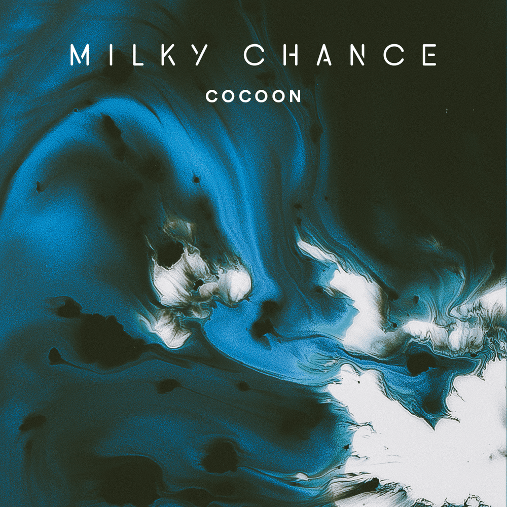Album cover art for "Cocoon" by Bravo Hits