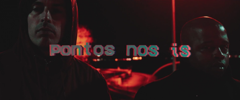Pontos nos Is by Micro