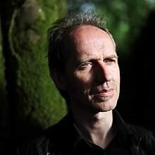 Photo of Iarla Ó Lionáird
