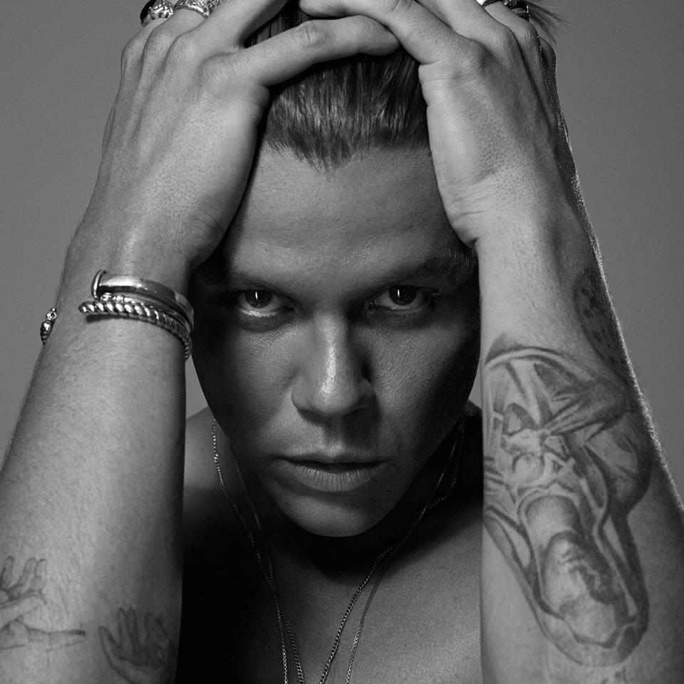 Conrad Sewell Profile Picture Photo of Conrad Sewell