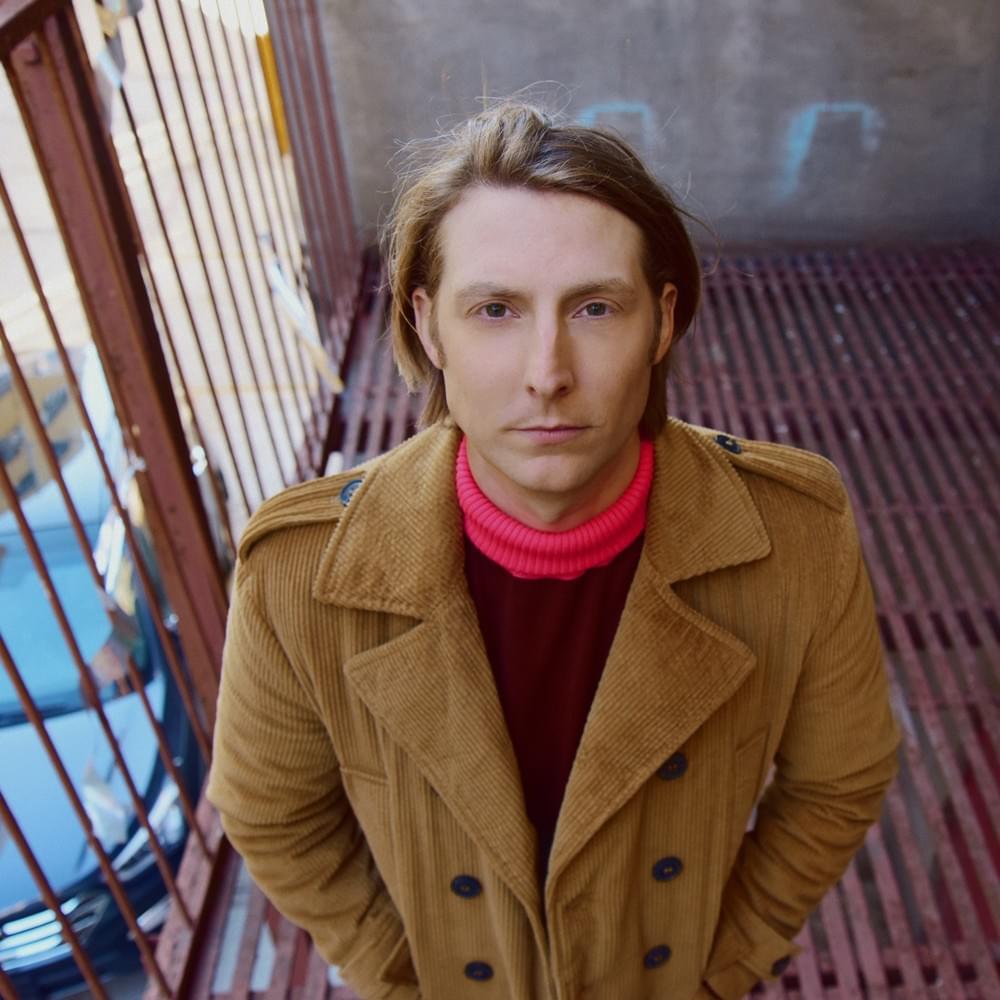 Eric Hutchinson Profile Picture Photo of Eric Hutchinson