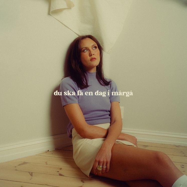 Album cover art for "Du ska få en dag i mårgå" by Synne Vo