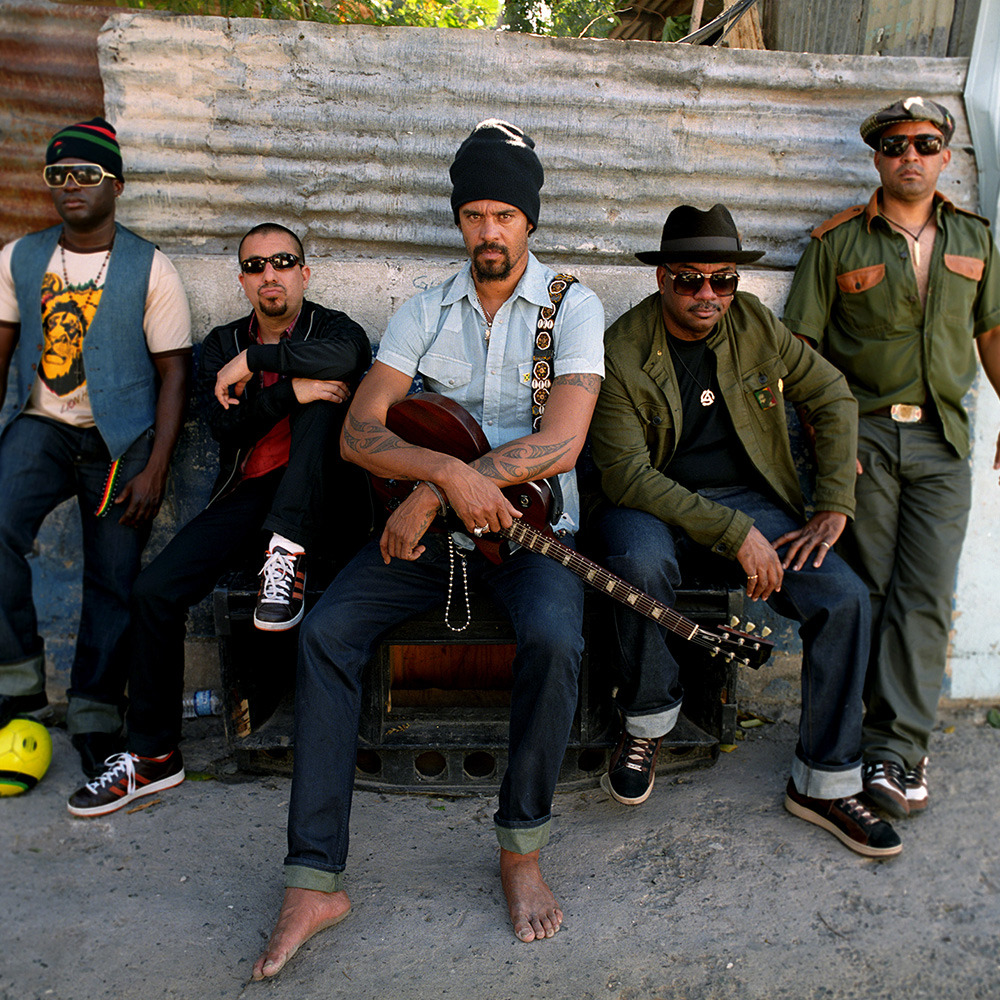 Cover image for Michael Franti & Spearhead