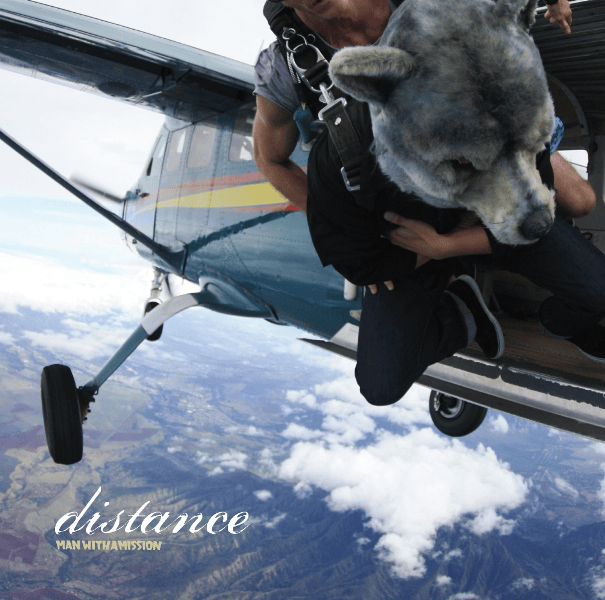 Album cover art for "フォーカスライト (Focus Light)" by MAN WITH A MISSION