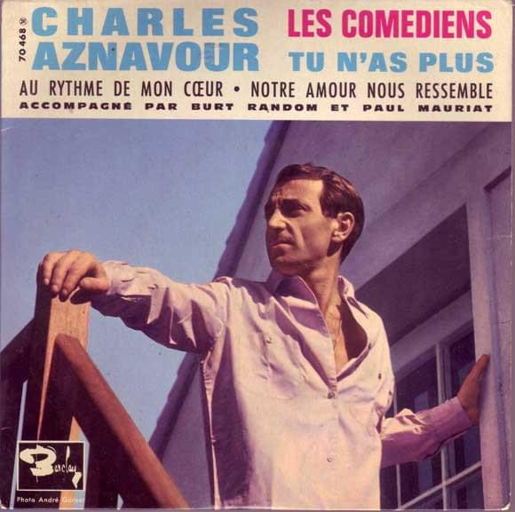 Album cover art for "Les comédiens" by Charles Aznavour