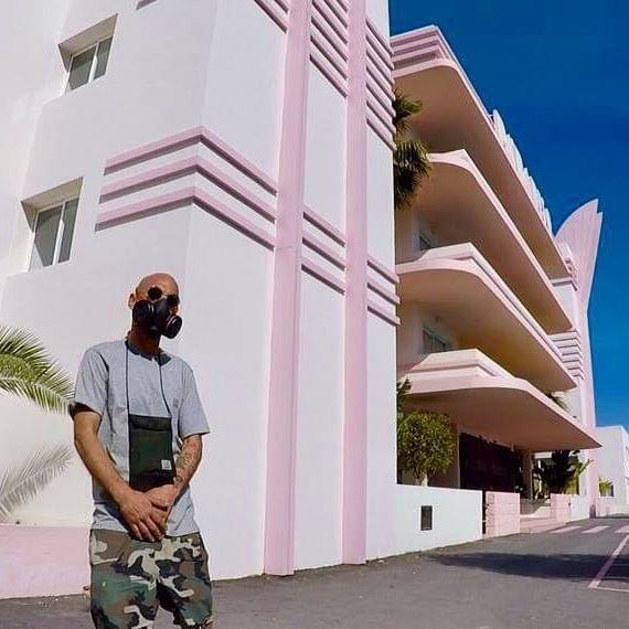 Album cover art for "Whatsupsdoe" by Grems