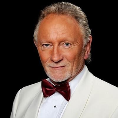 Cover image for Phil Coulter