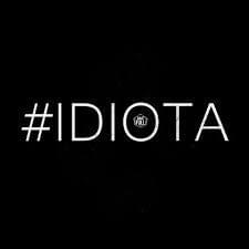 Album cover art for "Idiota" by Juan Magán