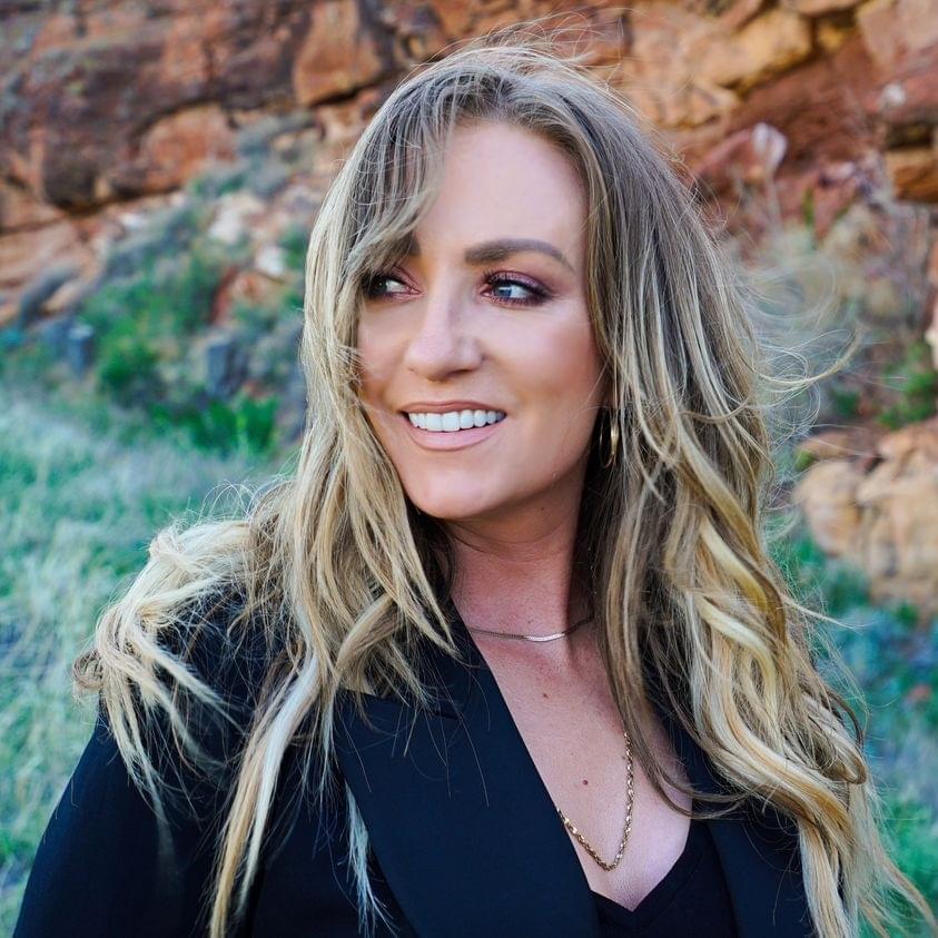 Photo of Clare Dunn