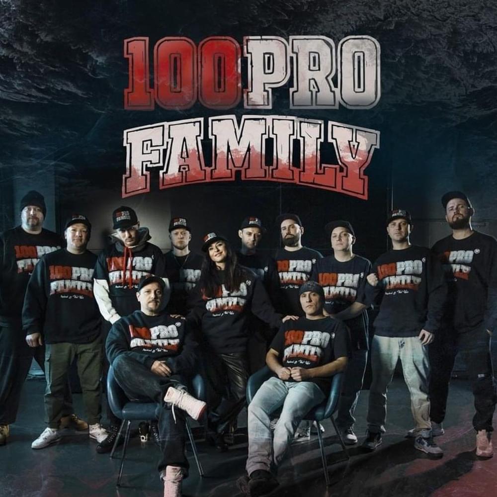 Photo of 100PRO Family