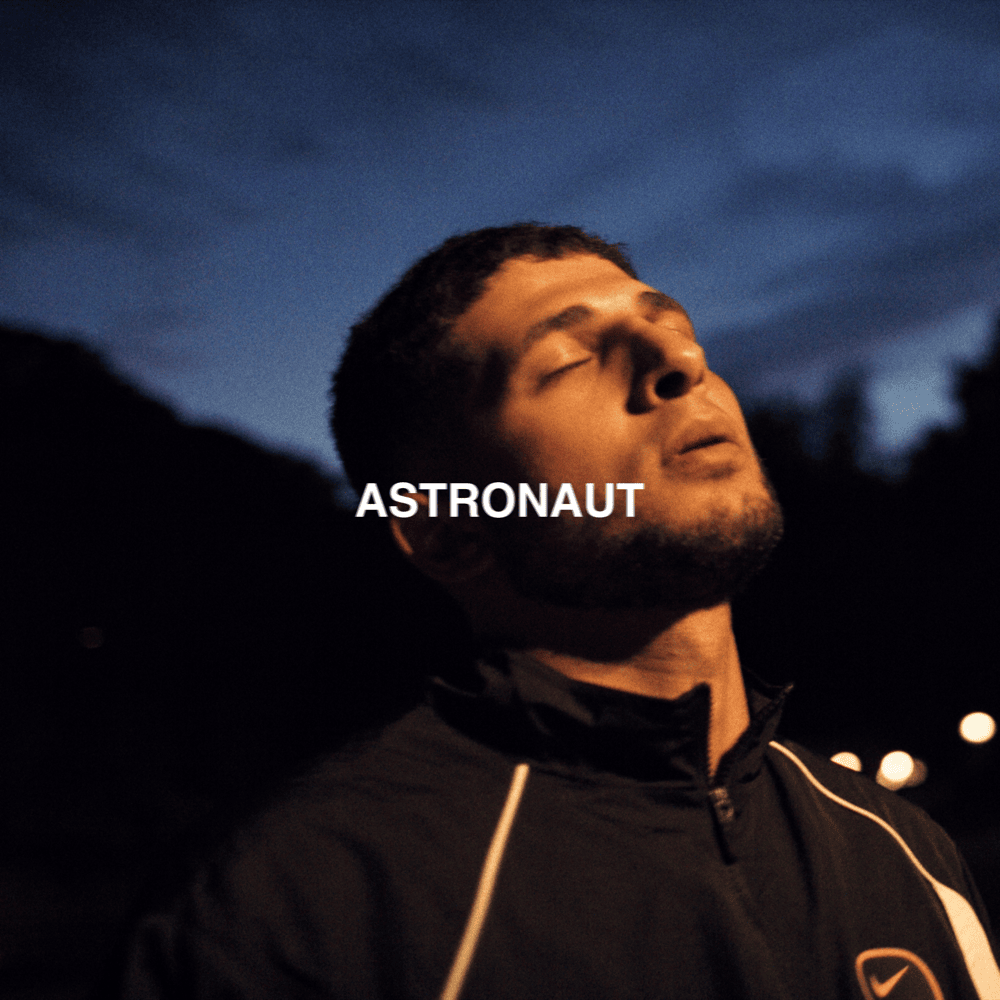 Astronaut by Isabèl Usher