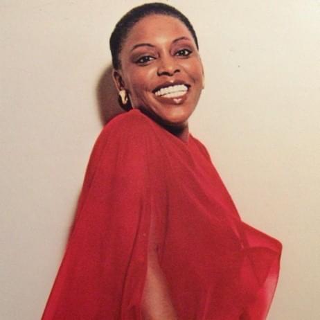 Tasha Thomas Profile Picture Photo of Tasha Thomas