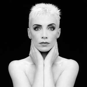 Annie Lennox Profile Picture Photo of Annie Lennox