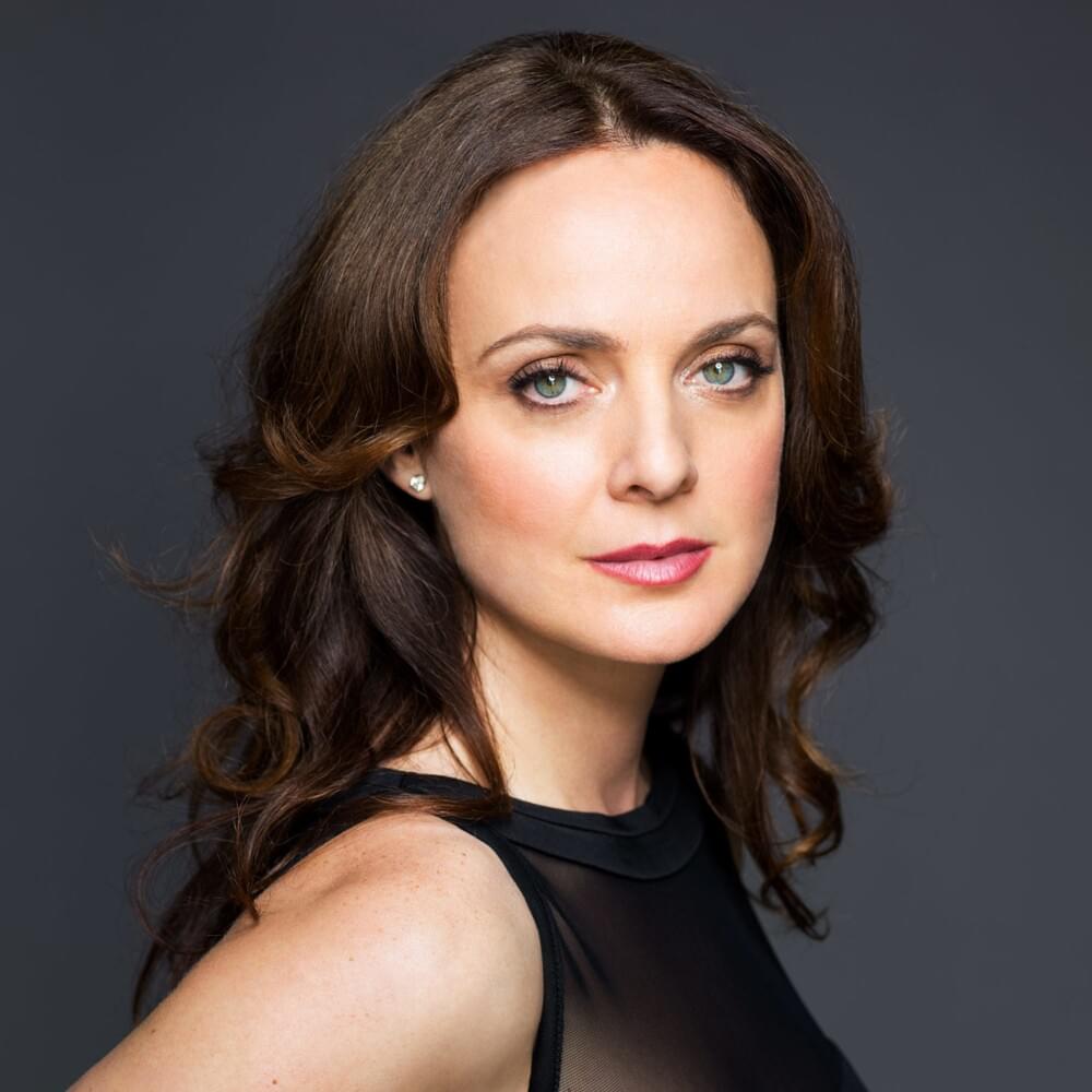 Photo of Melissa Errico