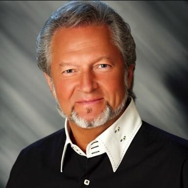 Mylon LeFevre Profile Picture Photo of Mylon LeFevre