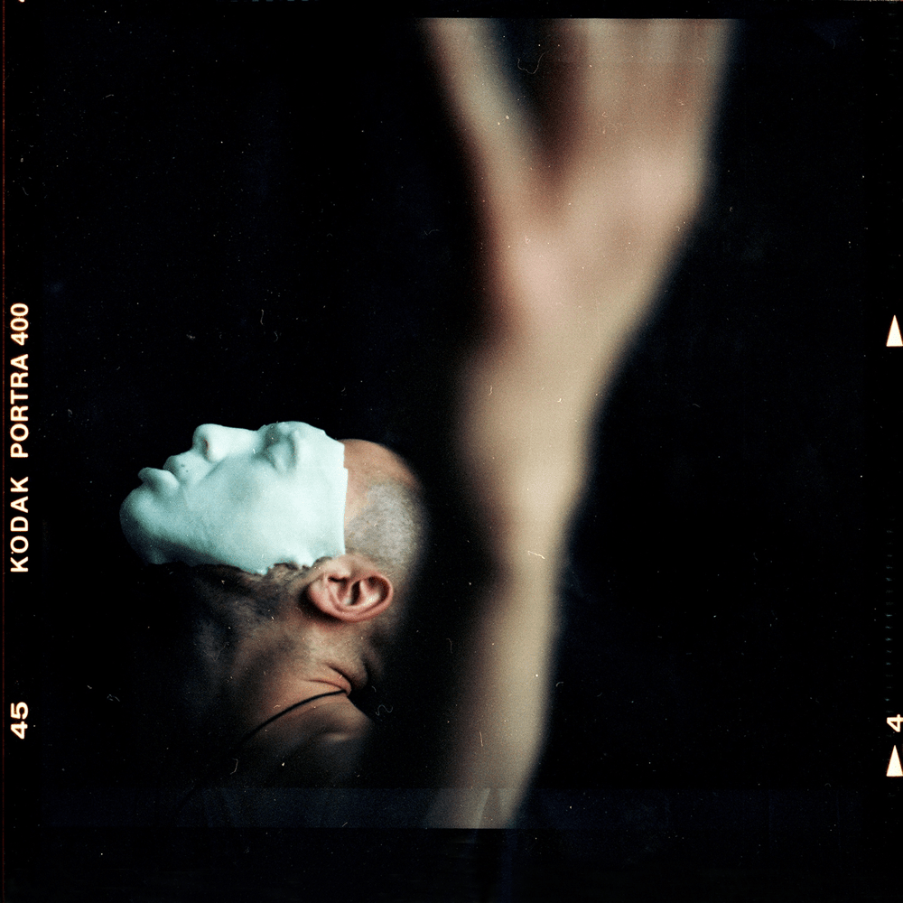 Album cover art for "Человек в Интернете (Man on the Internet)" by Хаски (Husky)