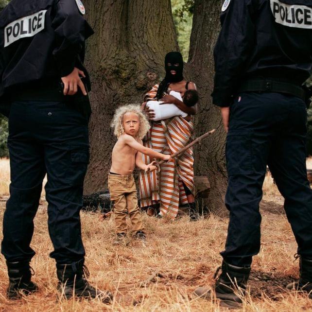 Album cover art for "Sale boulot" by Kalash Criminel