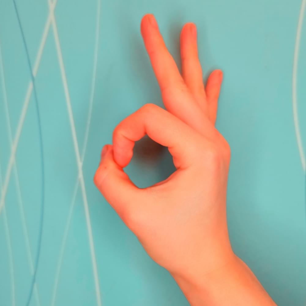 Album cover art for "Всё ок (All OK)" by Stevie Insane