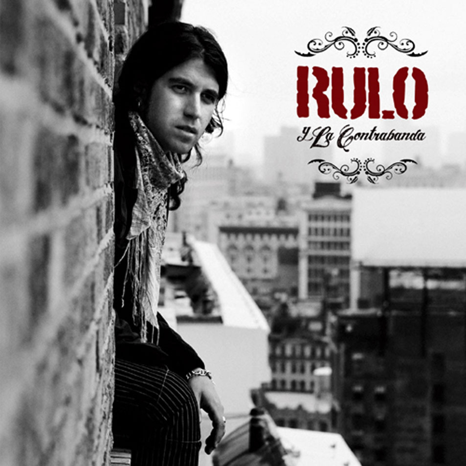 Album cover art for "Descalzos nuestros pies" by Rulo y la contrabanda