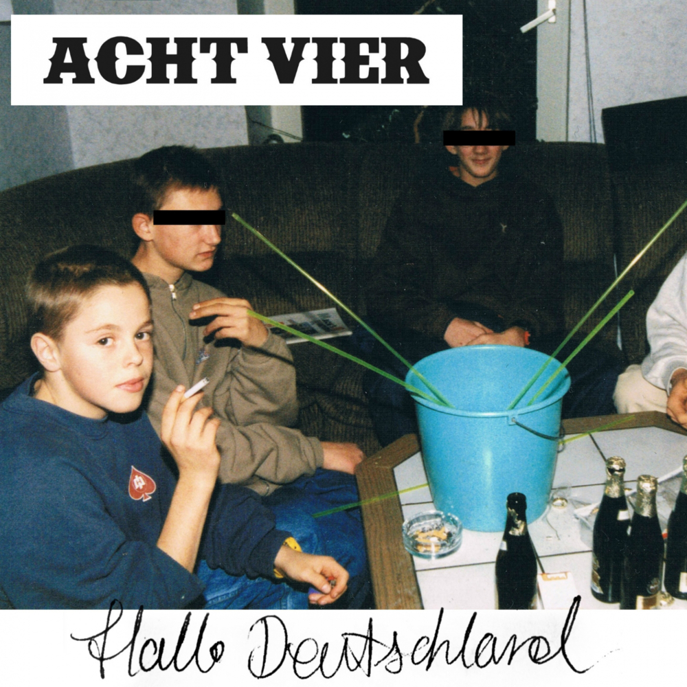 Album cover art for "Hallo Deutschland" by AchtVier