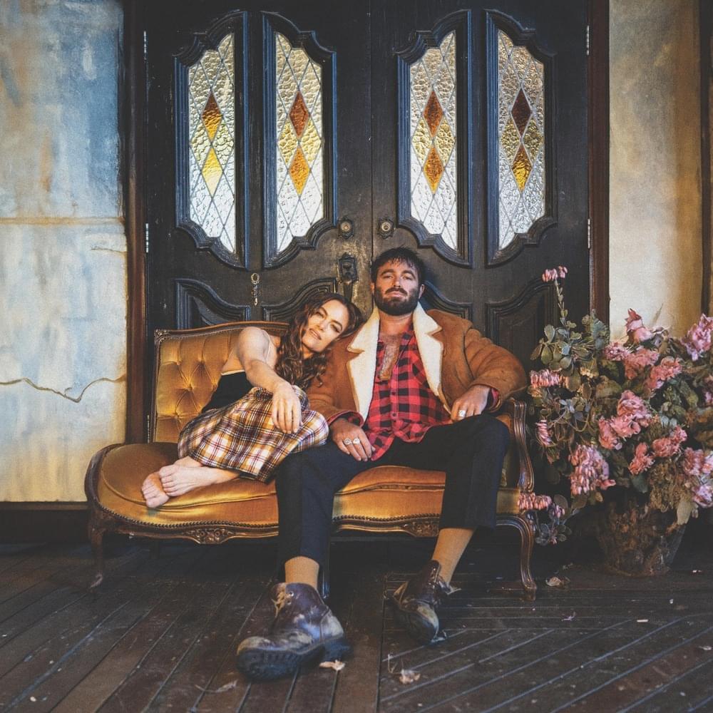 Photo of Angus & Julia Stone