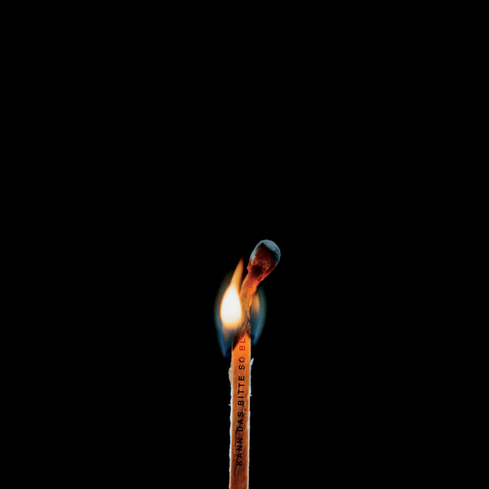 Album cover art for "KANN DAS BITTE SO BLEIBEN" by ELIF