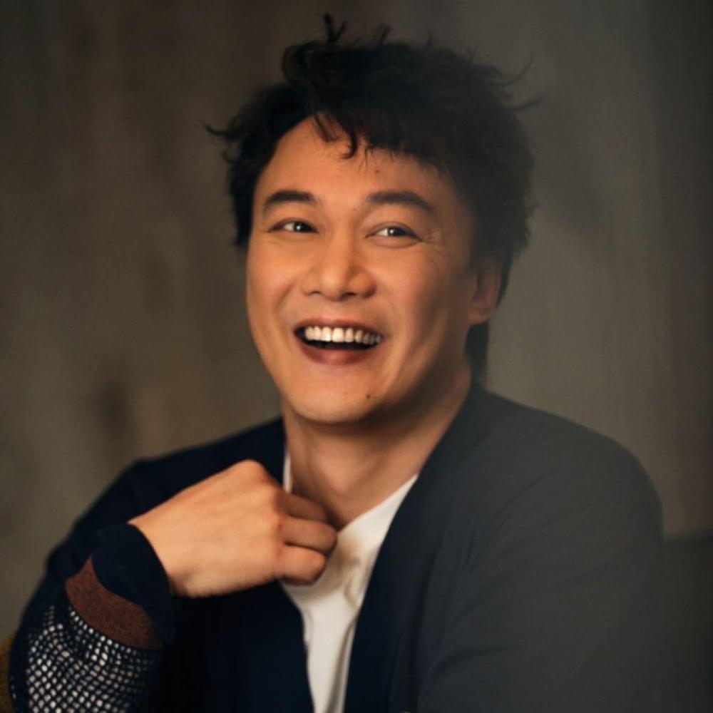 Cover image for 陳奕迅 (Eason Chan)