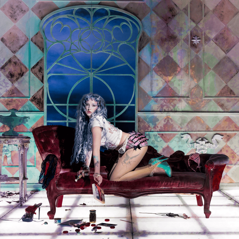 Album cover art for "Smoochie Girl" by Ashnikko