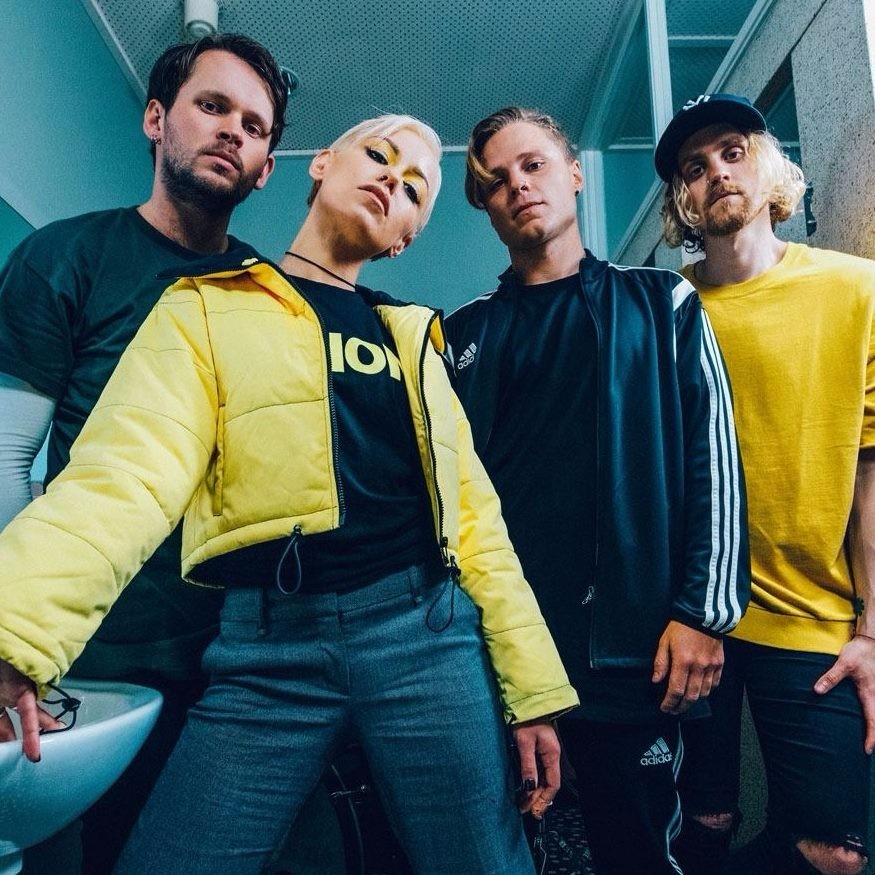 Cover image for Tonight Alive