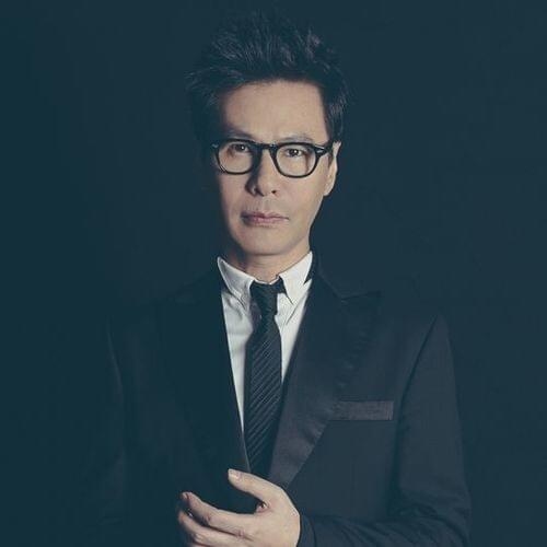 Photo of Yoon Sang (윤상)