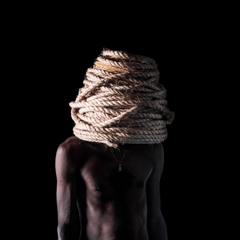Album cover art for "Invisível" by BaianaSystem