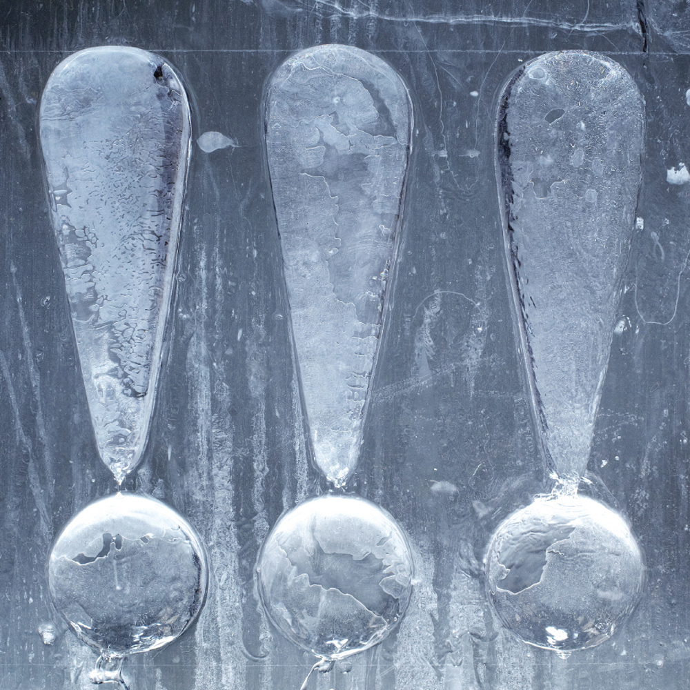 Album cover art for "AM/FM" by !!! (Chk Chk Chk)