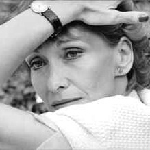 Siân Phillips Profile Picture Photo of Siân Phillips